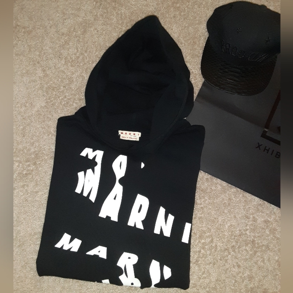 MARNI GRAPHIC PRINT HOODIE